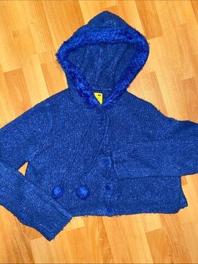 Unif Fuku Fuzzy Blue Cropped Sweater with Hood